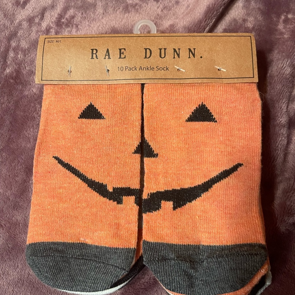 10 pack Rae Dunn Halloween ankle socks! 🍁🧡